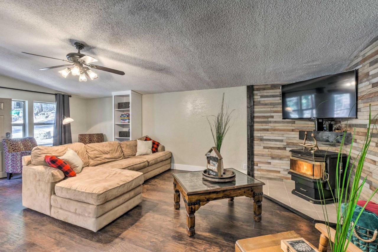 Relaxing Lincoln Forest Retreat With Wraparound Deck Cloudcroft Esterno foto
